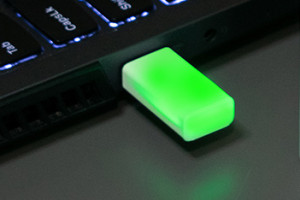 Luxafor Bluetooth Pro is a wireless LED busy light that connects to your computer or mobile device via Bluetooth.